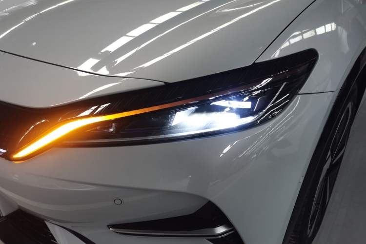 Used BYD Song L EV 2025 Intelligent Driving Version 662 km LiDAR Excellence Edition