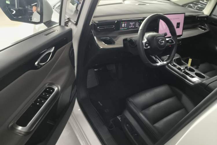 Used GAC Trumpchi E8 2024 Honor Series 2.0L Honor Edition Driver Seat