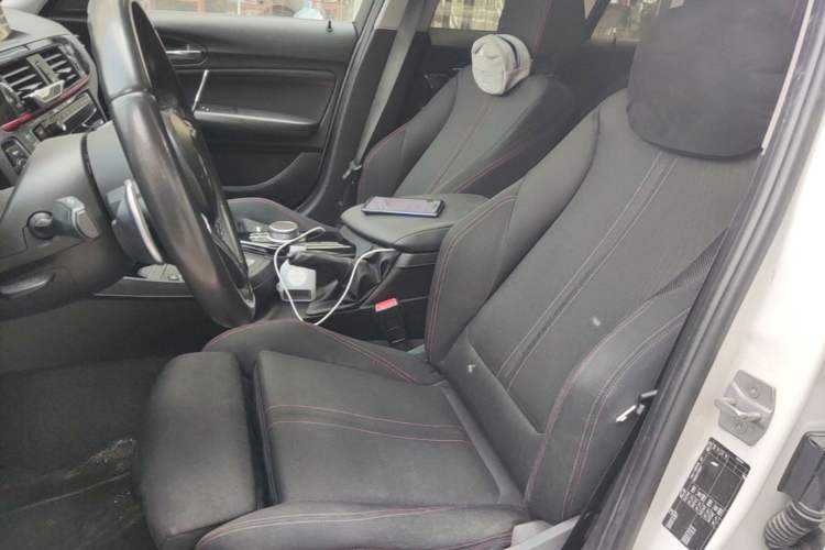 Used BMW 1 Series 2018 118i Sport Design Package
