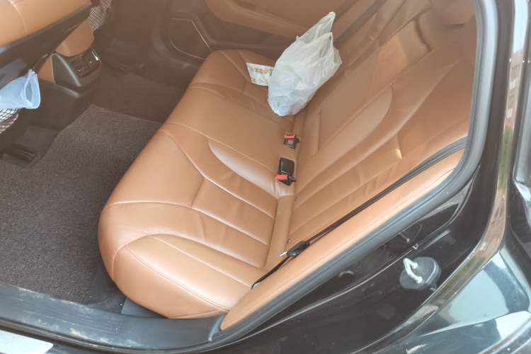 Used Hongqi H5 2018 30TD Dynamic Edition Left Rear Seat