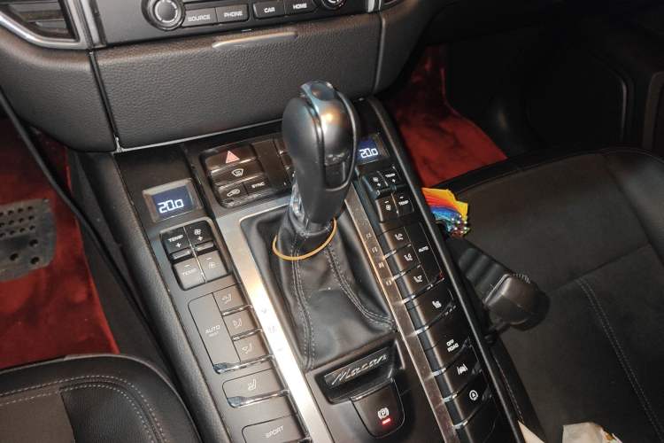 Used Porsche Macan 2016 Macan 2.0T
