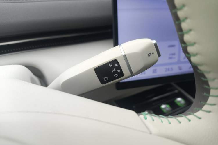 Used Deepal L07 2024 230Max Qiankun Intelligent Driving ADS SE Range-Extended Version