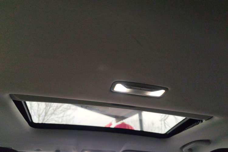 Used CHANGAN UNI-V iDD 2023 Zhidian iDD 1.5T 113km Smart & Fun Version (Rapid Edition)