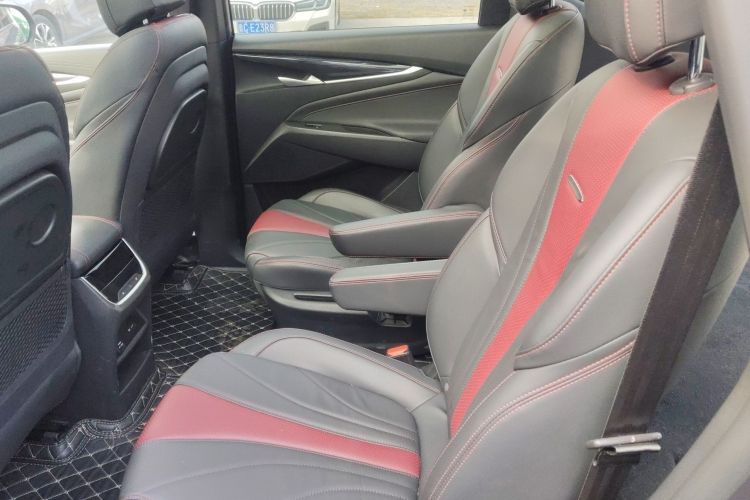 Used SAIC MAXUS EUNIQ 5 2020 Flagship Version with Large Battery 7 Seats