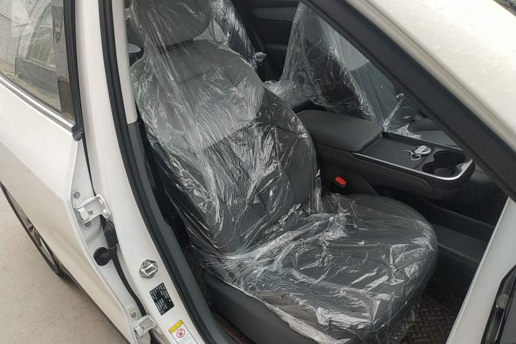 Used Bestune Yueyi 03 2025 445km Joyful Edition