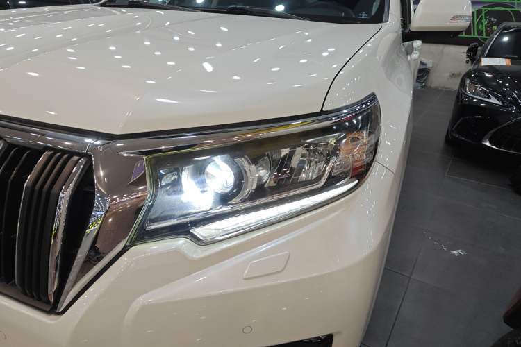 Used Toyota Prado 2018 3.5L Automatic TX-L
