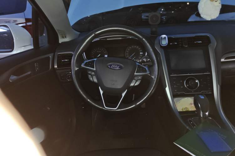 Used Ford Mondeo 2013 2.0L GTDi 200 Fashion Edition
