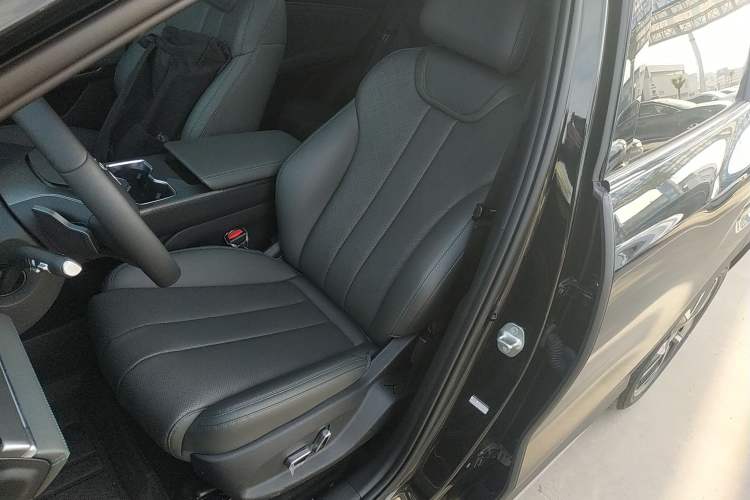 Used BYD Song L DM-i 2026 Model 200KM Superior Version Left Front Seat