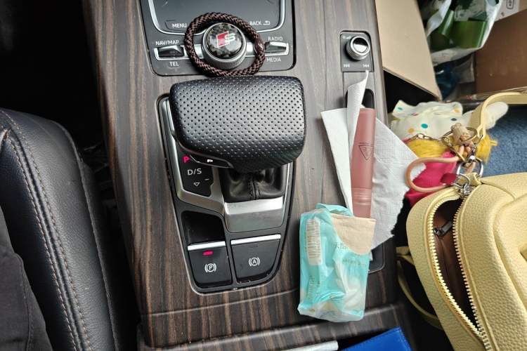 Used Audi Q5L 2020 Updated 40 TFSI Prestige Fashion Edition
