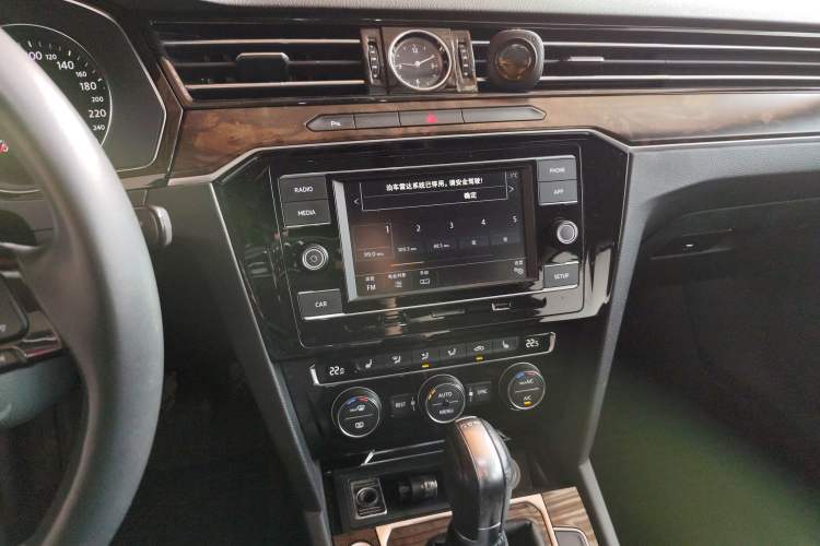 Used Volkswagen Magotan 2017 380TSI DSG Luxury Model