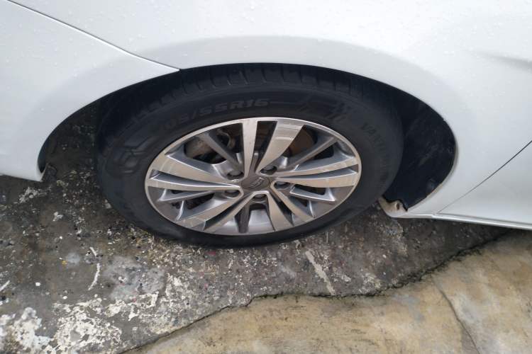 Used Geely Auto Emgrand 2018 1.5L Manual Upward Connect Edition Exterior 4