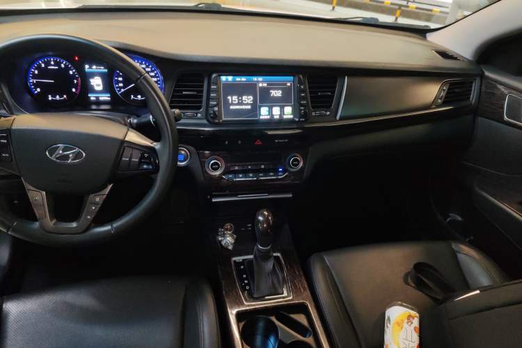 Used Hyundai Mistra 2017 1.8L Automatic Deluxe DLX Model China V Emission Standard Gear Lever