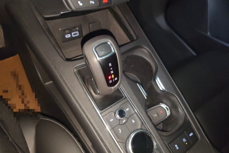 Used Cadillac XT4 2018 28T Two-Wheel-Drive Luxury Model Gear Lever