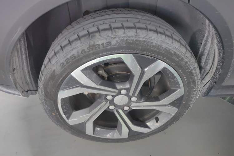 Used Lynk & Co 06 2023 Remix 1.5T Dynamic Halo
