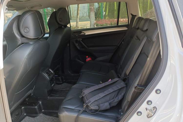 Used Volkswagen Tiguan L 2021 330TSI Automatic Two-Wheel Drive Smart Edition
