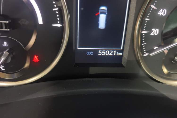 Used Toyota Vellfire 2023 Crown Dual-Engine 2.5L HV Prestige Edition
