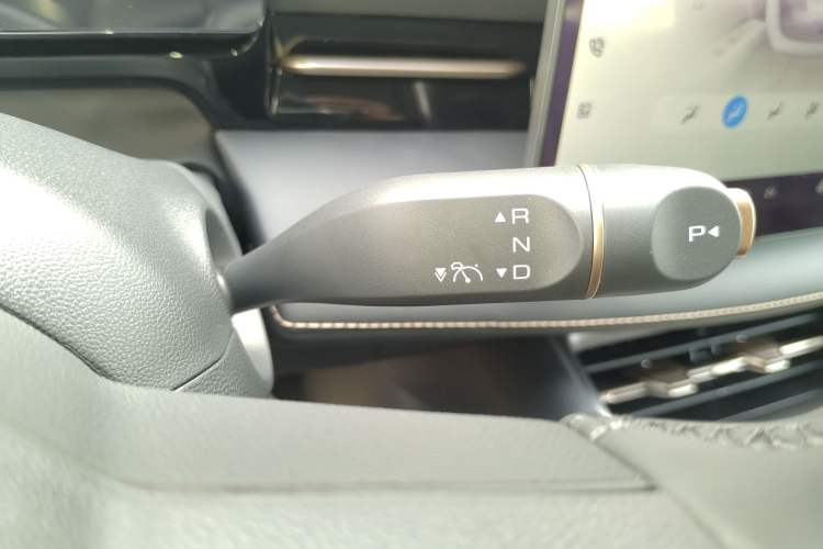 Used Baojun Yunhai 2025 Model 500km Pure Electric Travel Edition
