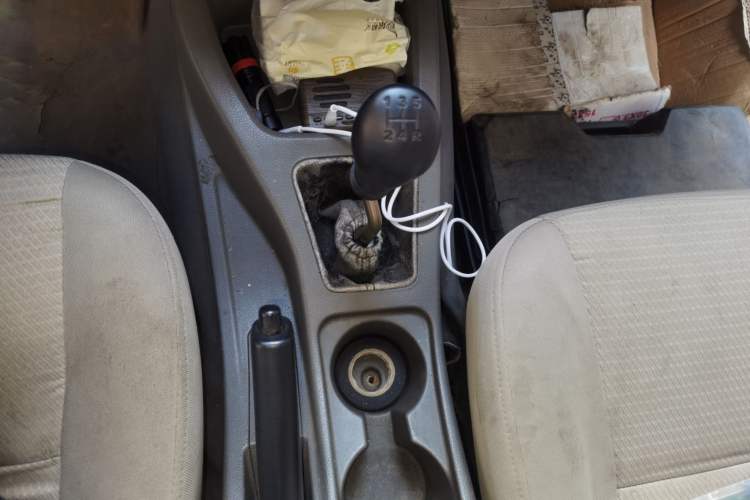 Used Wuling Rongguang V 2015 1.5L Practical Version
