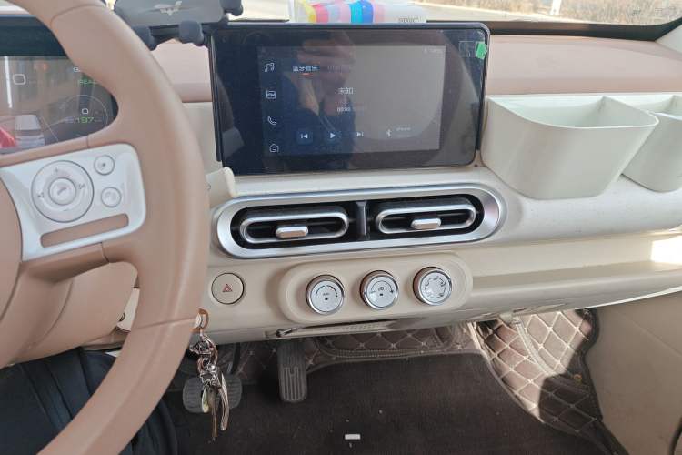 Used Wuling Hongguang MINIEV 2024 3rd Generation 215km Advanced Version