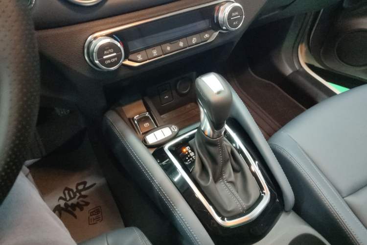 Used Nissan Qashqai 2025 Honor 2.0L CVT XV Genuine Edition