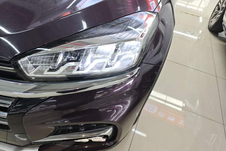 Used Chery Tiggo 8 2019 1.5 TCI Automatic Elite Model Left Front Headlight