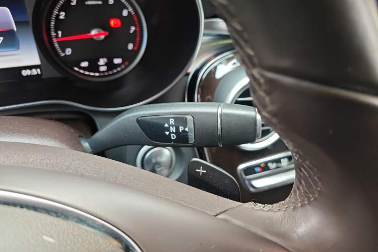 Used Mercedes-Benz GLC 2019 GLC 260 L 4MATIC Dynamic Model