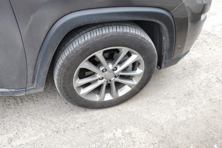 Used Jeep Grand Commander 2018 2.0T Four-Wheel Drive Premium Navigation Version China V
