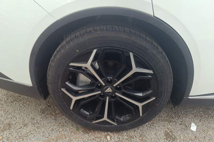 Used Deepal SL03 2023 200Max Range-Extended Version
