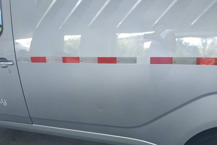 Used Wuling Yangguang 2024 300km Comfort Version with Sealed Windows 60kW
