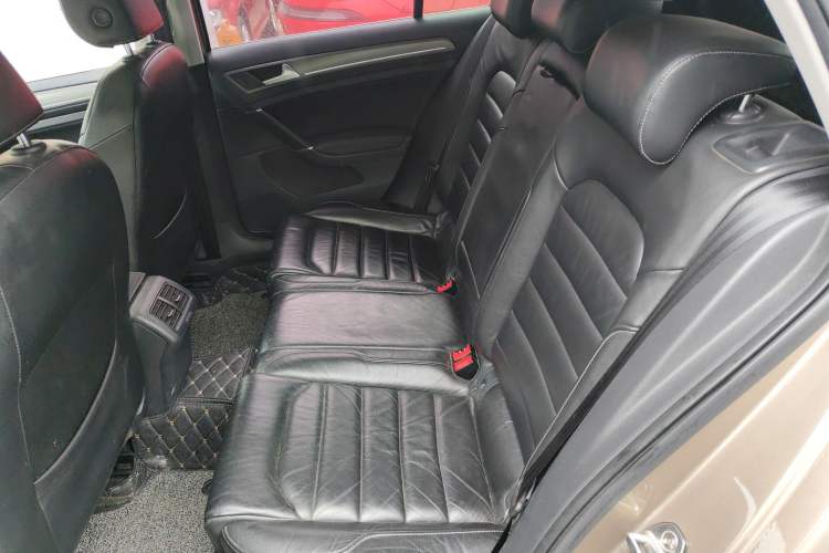 Used Volkswagen Golf 2016 230TSI Automatic Luxury Version