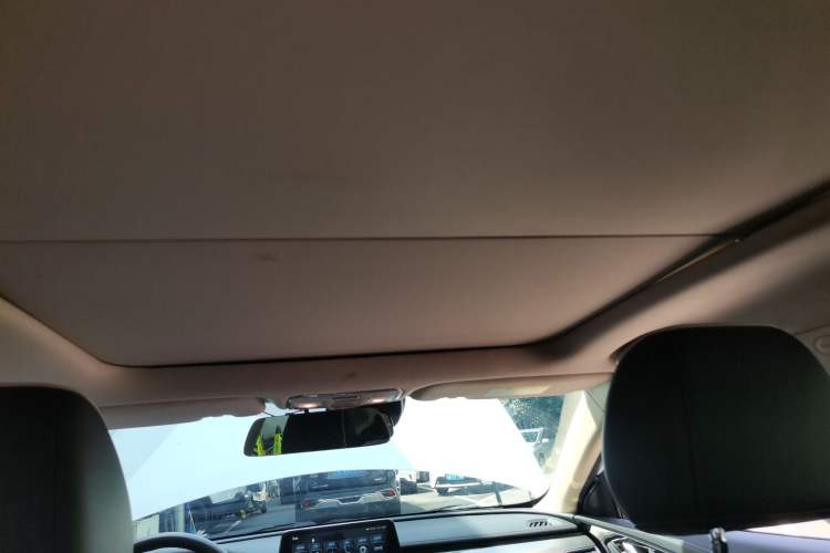 Used CHANGAN Raeton CC 2018 1.5T Automatic Zunya Model China V Standard Headliner