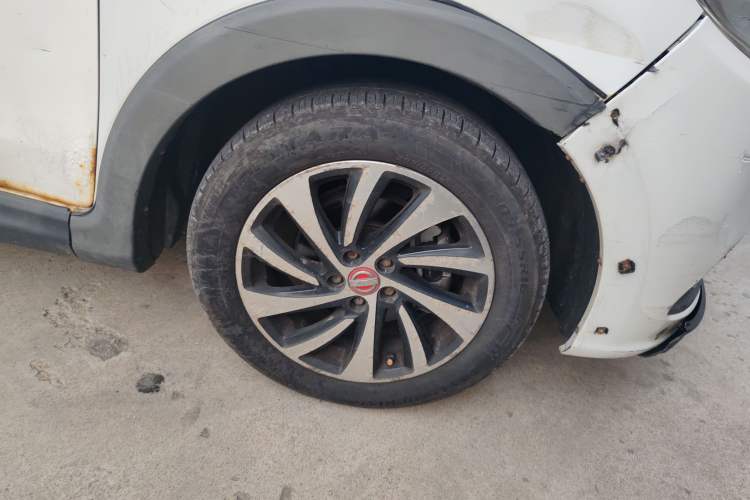 Used Jinbei 750 2016 1.5L e-Drive Version
