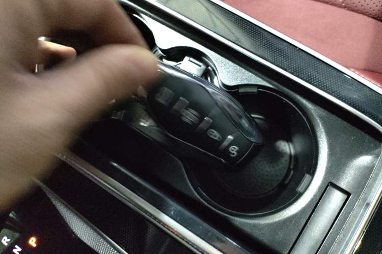 Used Hongqi HS5 2023 2.0T Four-Wheel Drive Flagship Pro Edition