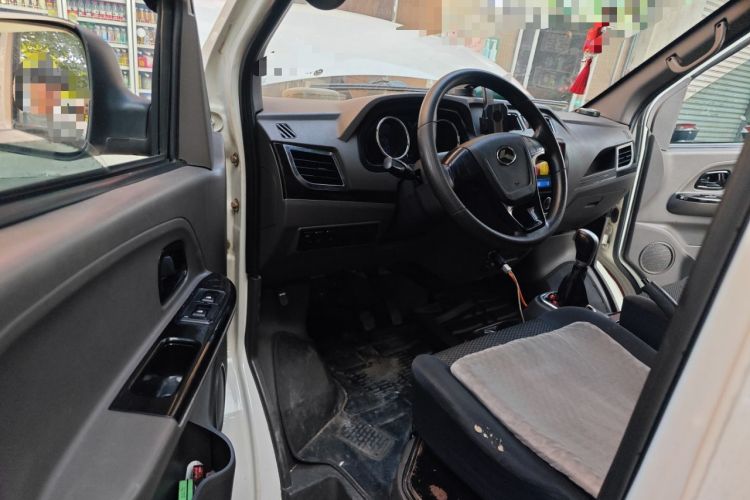 Used King Long Longyao 6 2022 Van Series with CATL 38.64 kWh Power Battery
