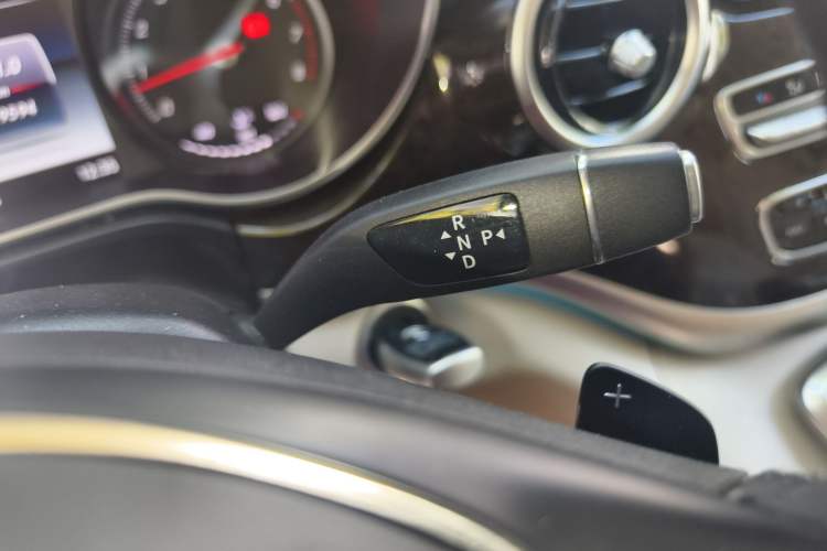 Used Mercedes-Benz V-Class 2018 V 260 Prestige Edition China VI