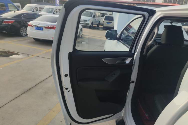 Used Great Wall Poer 2021 2.0T Commercial Version Manual Transmission Gasoline Two-Wheel Drive Elite Trim with Long Bed – GW4C20B
