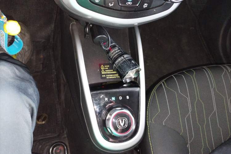 Used CHANGAN OSHAN Benni E-Star 2021 National Edition Xin Yue Version (Fast-Charging Edition) Lithium Iron Phosphate (31.18 kWh) Gear Lever