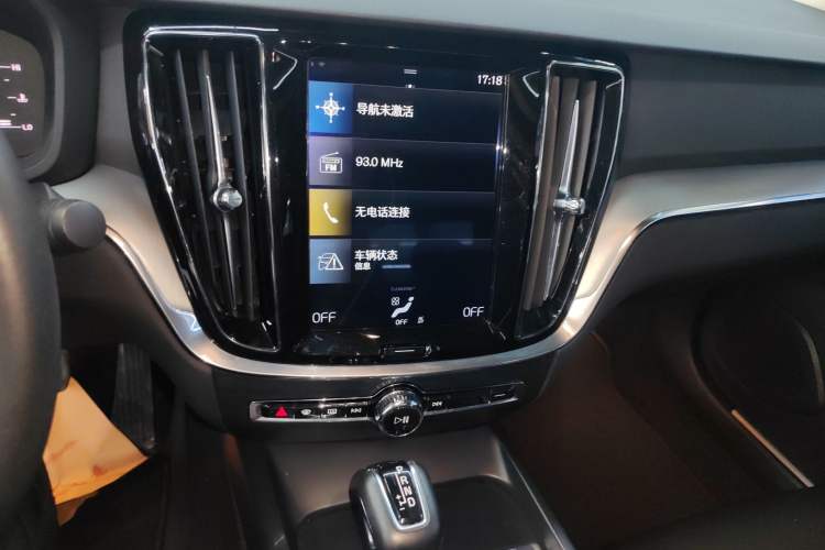 Used Volvo S60 2020 T4 Zhiyi Luxury Edition Audio And AC Panel