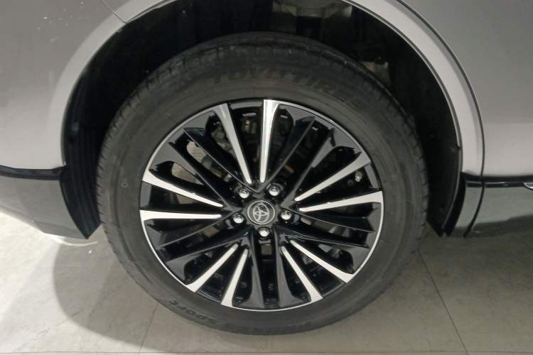 Used Toyota Venza 2022 2.0L CVT Two-Wheel Drive Prestige Edition
