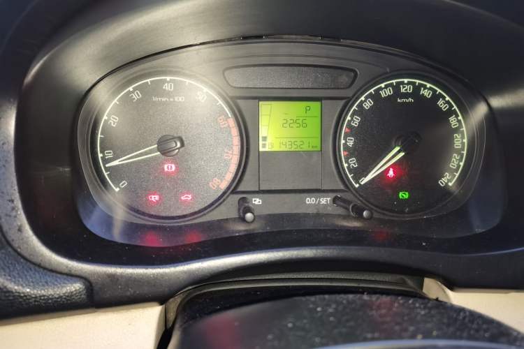 Used Skoda Fabia 2011 1.4L Automatic Crystal Edition