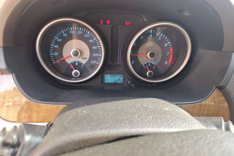 Used Buick Excelle 2015 1.5L Manual Classic Trim
