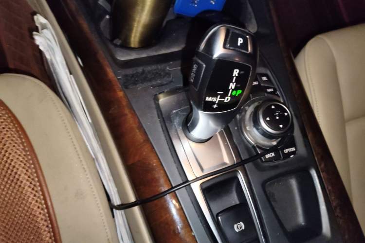 Used BMW X5 2011 xDrive35i Leading Model Gear Lever