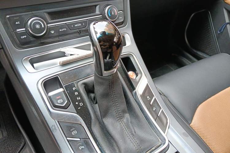 Used Geely Auto Vision S1 2018 1.4T CVT Fēngruì Model
