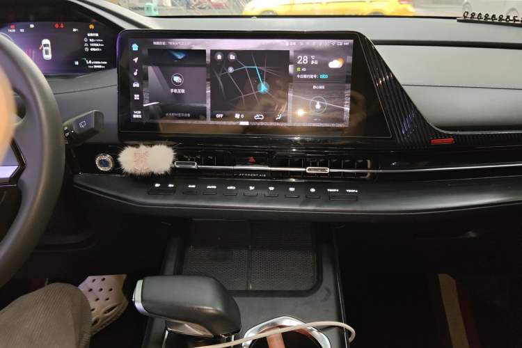 Used CHANGAN CS55PLUS 2022 2nd Generation 1.5T DCT Navigation Edition Audio And AC Panel