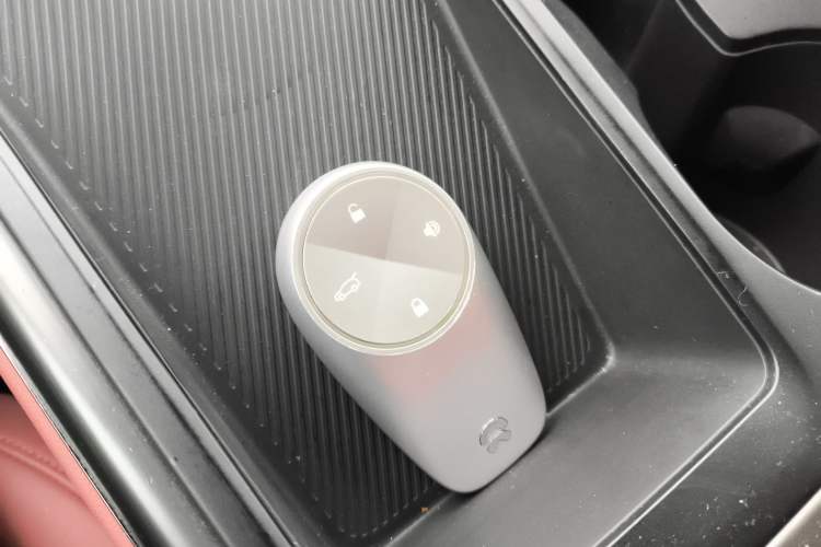 Used Nio EC6 2020 605 km Sport Edition Vehicle Key