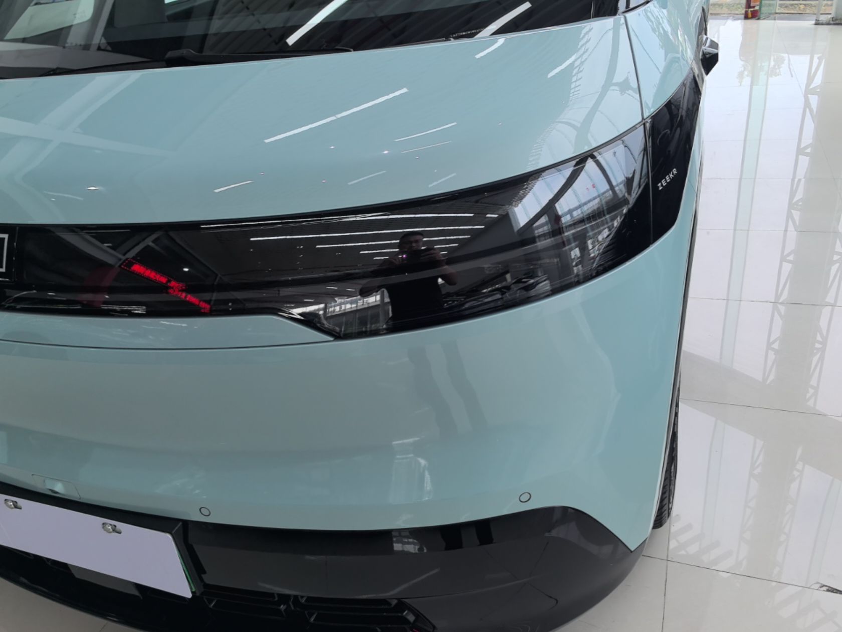 Zeekr MIX 2025 Intelligent Driving Version — снимка 8