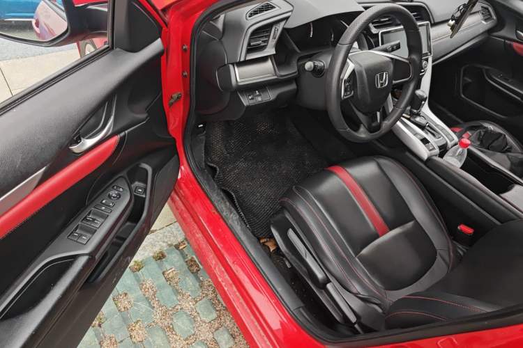 Used Honda Civic 2016 180TURBO CVT Comfort Version Driver Seat