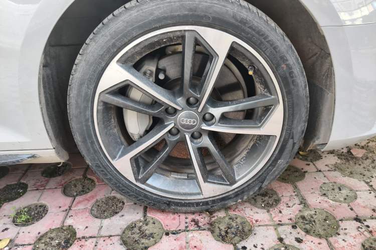 Used Audi A4L 2017 45 TFSI quattro Sport Edition
