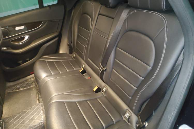 Used Mercedes-Benz GLC 2019 GLC 260 L 4MATIC Dynamic Model Left Rear Seat