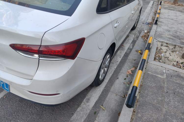 Used Buick GT 2019 15T Dual-Clutch Advanced Version China VI Standard
